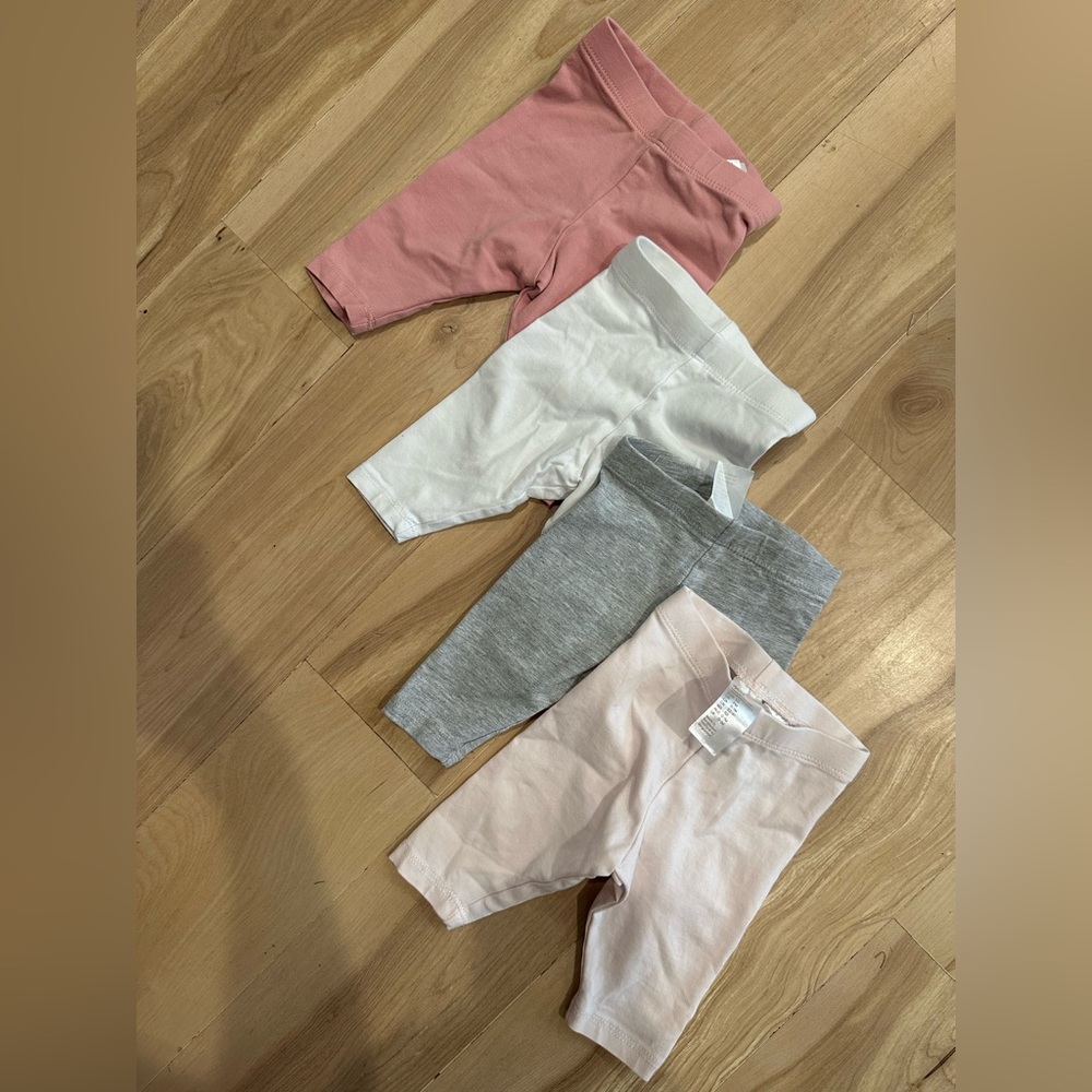 H&M baby girl leggings bundle (0-1 month)